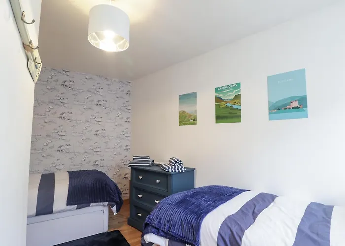 2 Seafield Place